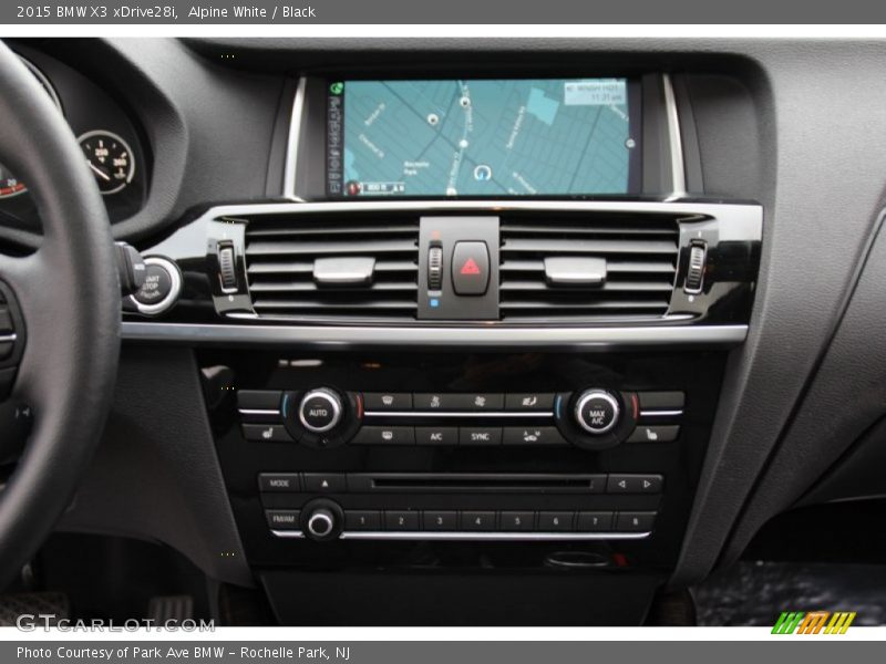 Alpine White / Black 2015 BMW X3 xDrive28i