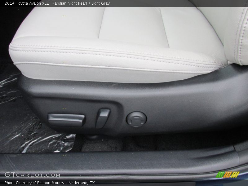 Parisian Night Pearl / Light Gray 2014 Toyota Avalon XLE