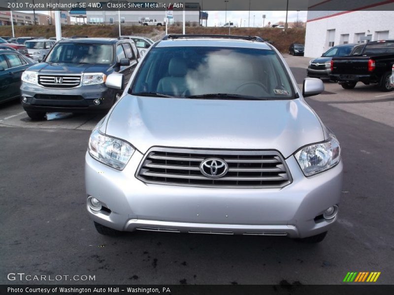 Classic Silver Metallic / Ash 2010 Toyota Highlander SE 4WD