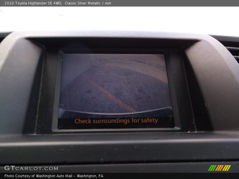 Classic Silver Metallic / Ash 2010 Toyota Highlander SE 4WD