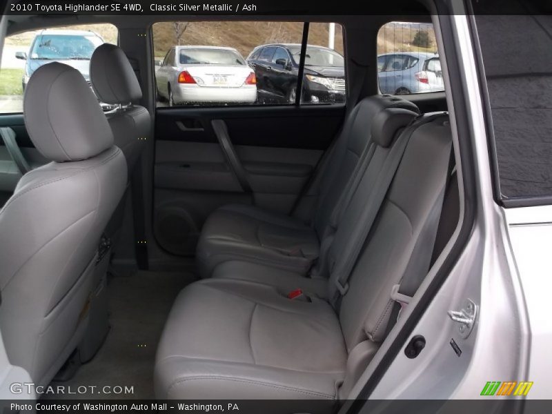 Classic Silver Metallic / Ash 2010 Toyota Highlander SE 4WD
