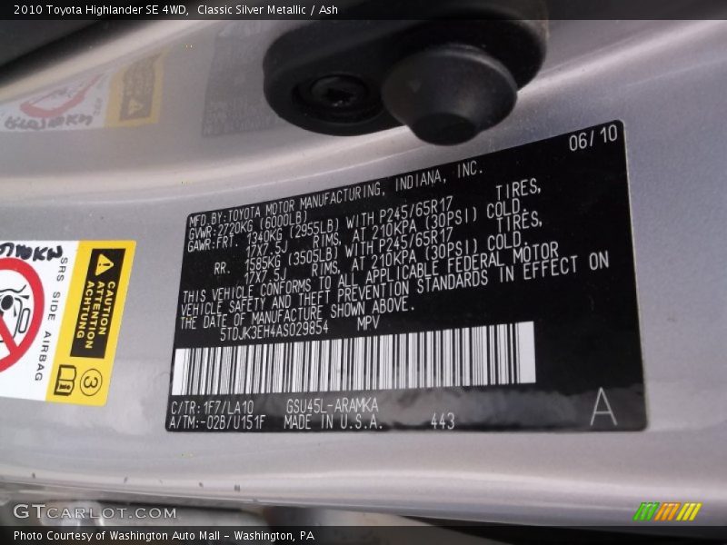 Classic Silver Metallic / Ash 2010 Toyota Highlander SE 4WD