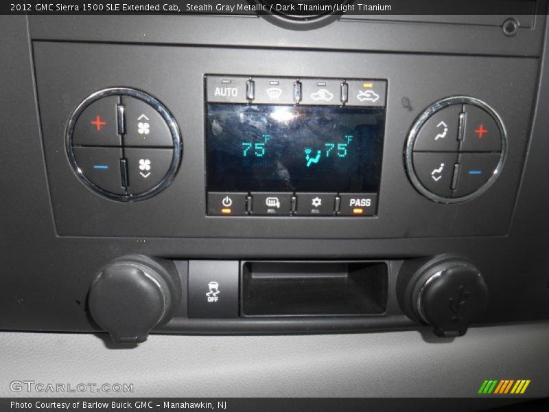 Stealth Gray Metallic / Dark Titanium/Light Titanium 2012 GMC Sierra 1500 SLE Extended Cab