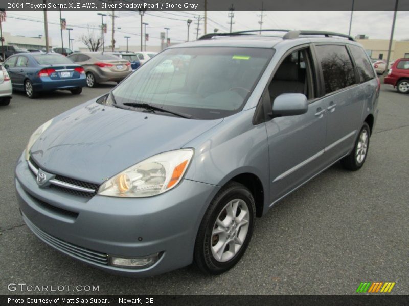 Silver Shadow Pearl / Stone Gray 2004 Toyota Sienna XLE AWD
