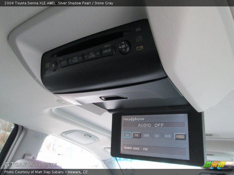 Silver Shadow Pearl / Stone Gray 2004 Toyota Sienna XLE AWD