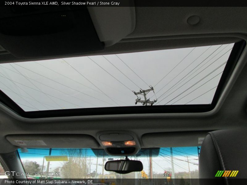 Silver Shadow Pearl / Stone Gray 2004 Toyota Sienna XLE AWD