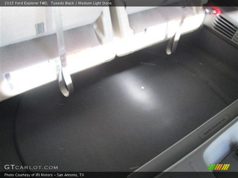Tuxedo Black / Medium Light Stone 2015 Ford Explorer FWD