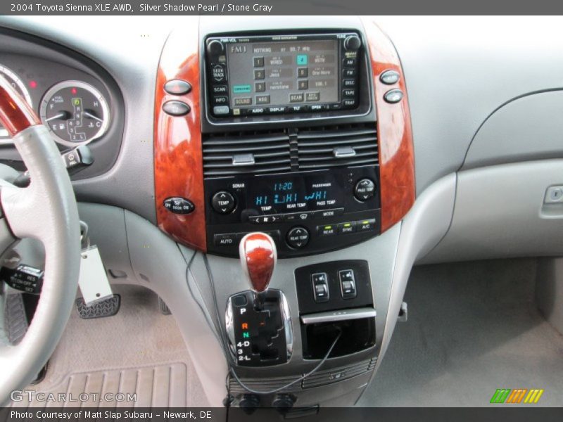 Silver Shadow Pearl / Stone Gray 2004 Toyota Sienna XLE AWD
