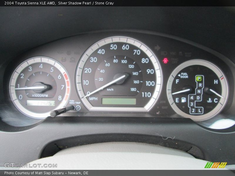 Silver Shadow Pearl / Stone Gray 2004 Toyota Sienna XLE AWD