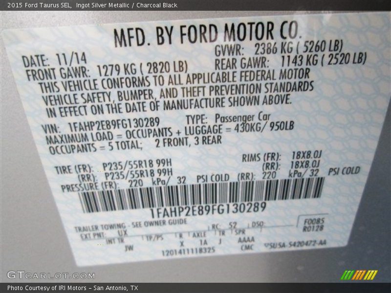 Ingot Silver Metallic / Charcoal Black 2015 Ford Taurus SEL