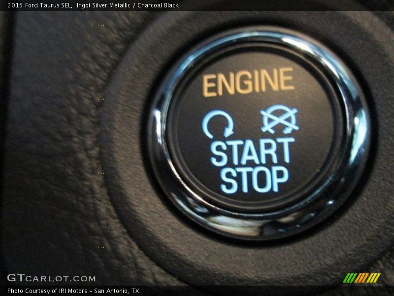 Ingot Silver Metallic / Charcoal Black 2015 Ford Taurus SEL