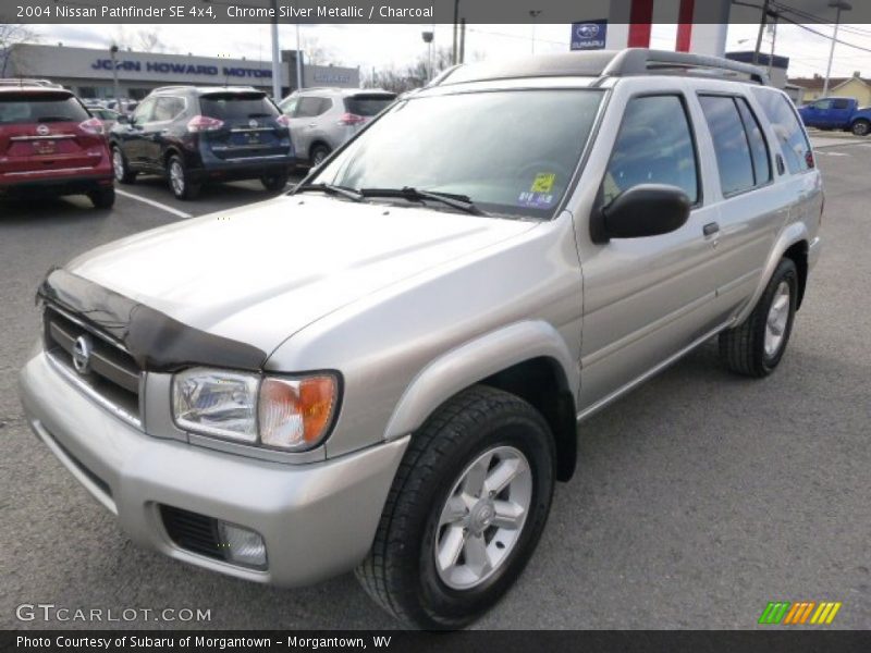 Chrome Silver Metallic / Charcoal 2004 Nissan Pathfinder SE 4x4