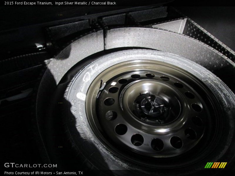 Ingot Silver Metallic / Charcoal Black 2015 Ford Escape Titanium