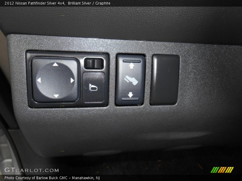 Brilliant Silver / Graphite 2012 Nissan Pathfinder Silver 4x4
