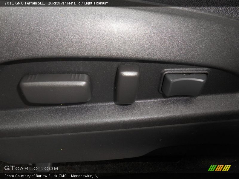 Quicksilver Metallic / Light Titanium 2011 GMC Terrain SLE