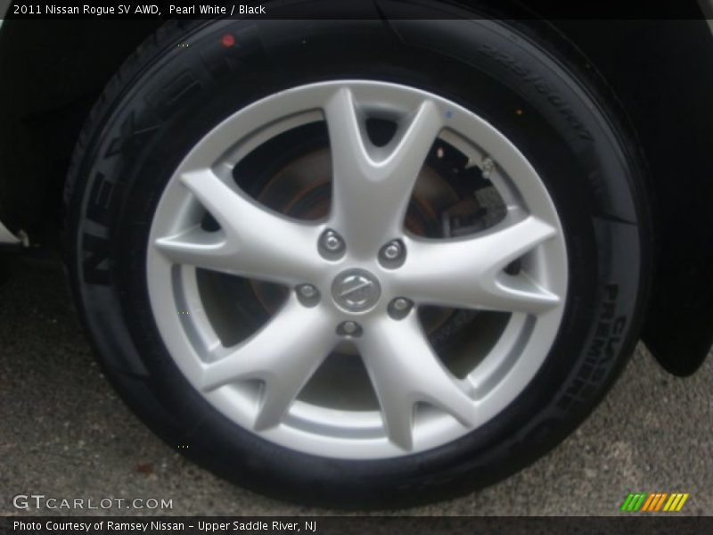 Pearl White / Black 2011 Nissan Rogue SV AWD