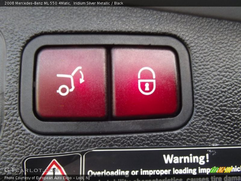 Iridium Silver Metallic / Black 2008 Mercedes-Benz ML 550 4Matic