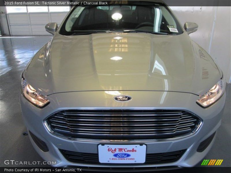 Tectonic Silver Metallic / Charcoal Black 2015 Ford Fusion SE