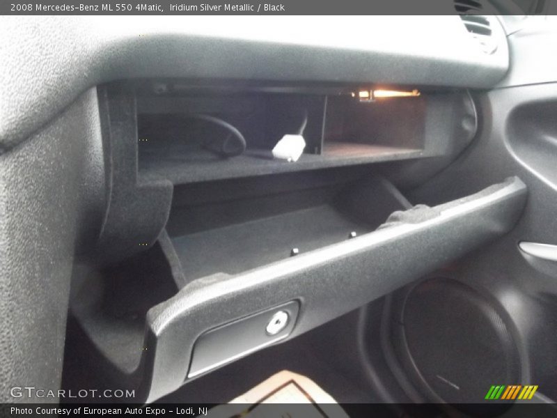 Iridium Silver Metallic / Black 2008 Mercedes-Benz ML 550 4Matic