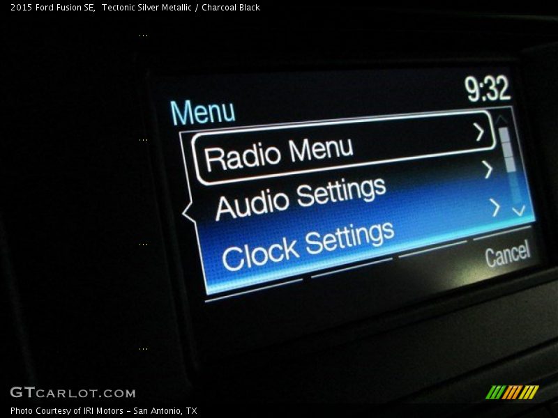 Tectonic Silver Metallic / Charcoal Black 2015 Ford Fusion SE