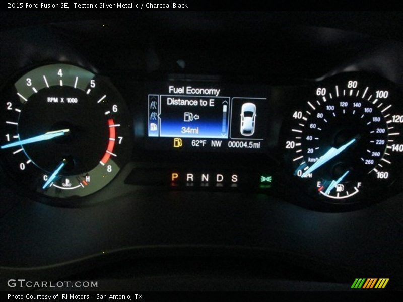 Tectonic Silver Metallic / Charcoal Black 2015 Ford Fusion SE
