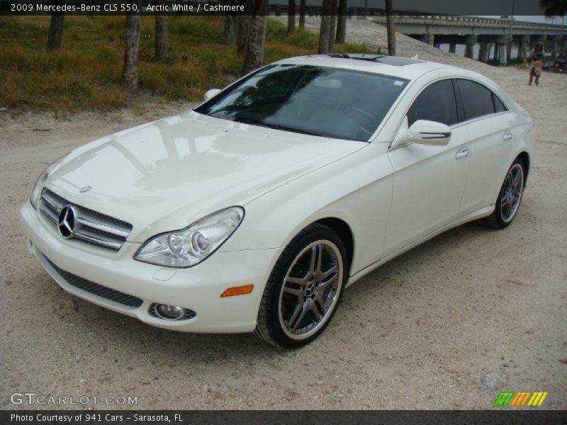 Arctic White / Cashmere 2009 Mercedes-Benz CLS 550