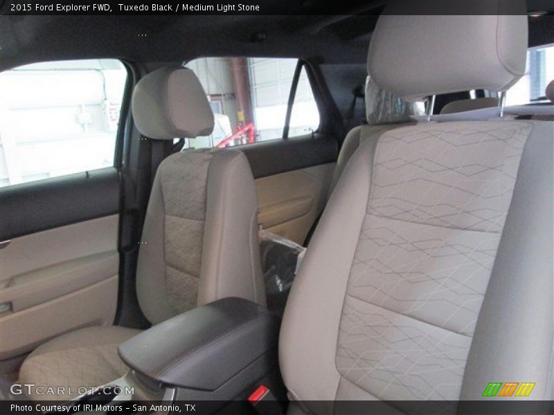 Tuxedo Black / Medium Light Stone 2015 Ford Explorer FWD