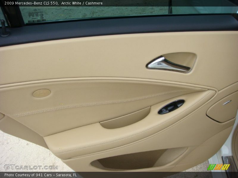 Arctic White / Cashmere 2009 Mercedes-Benz CLS 550