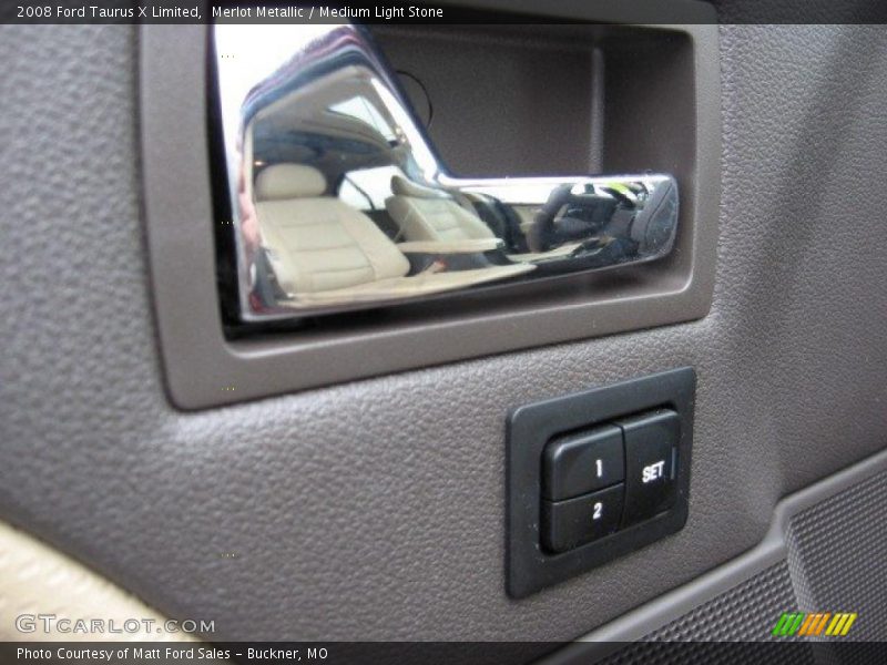 Merlot Metallic / Medium Light Stone 2008 Ford Taurus X Limited