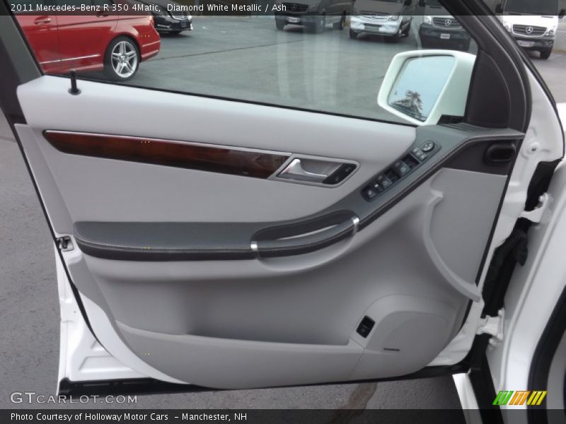 Diamond White Metallic / Ash 2011 Mercedes-Benz R 350 4Matic