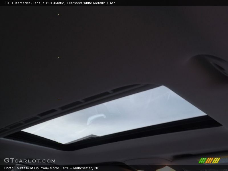 Diamond White Metallic / Ash 2011 Mercedes-Benz R 350 4Matic