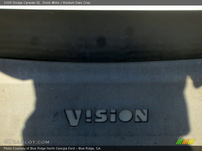 Stone White / Medium Slate Gray 2006 Dodge Caravan SE