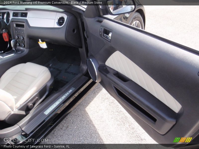 Black / Medium Stone 2014 Ford Mustang V6 Premium Convertible