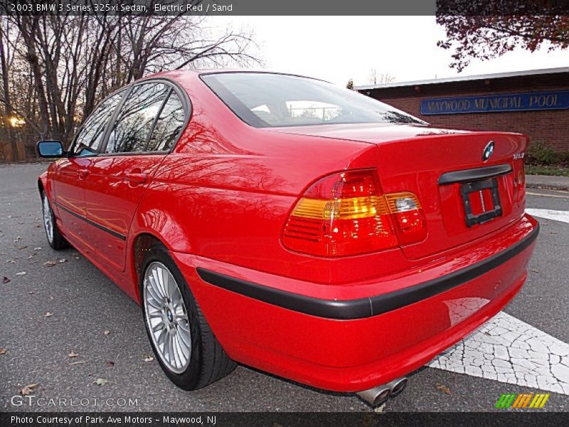 Electric Red / Sand 2003 BMW 3 Series 325xi Sedan