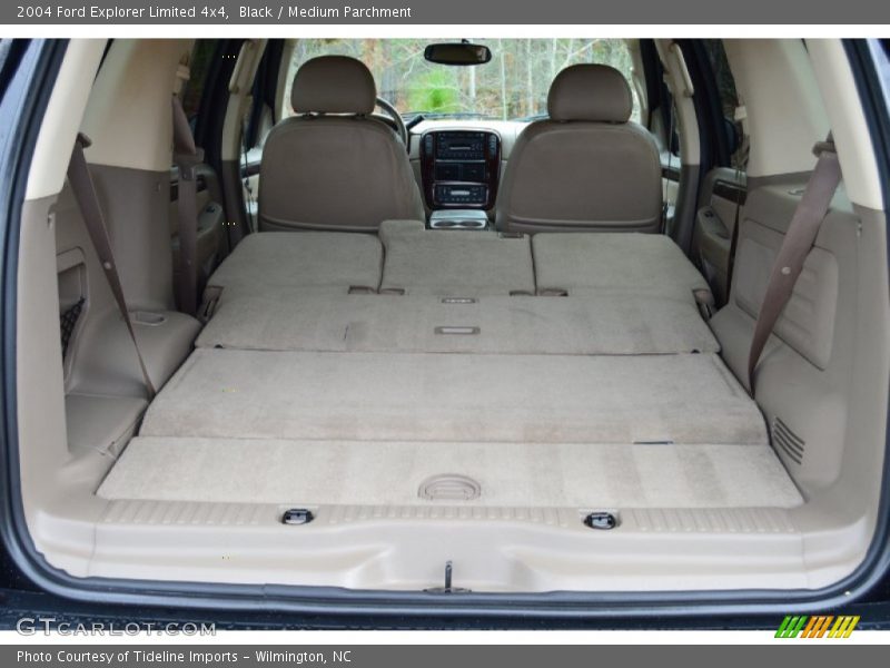 Black / Medium Parchment 2004 Ford Explorer Limited 4x4