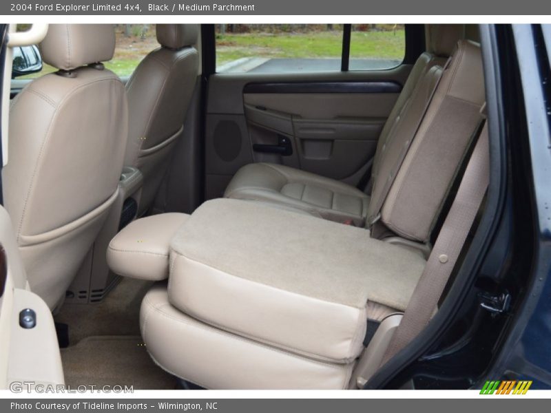 Black / Medium Parchment 2004 Ford Explorer Limited 4x4