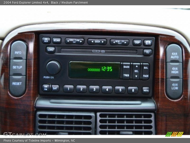 Black / Medium Parchment 2004 Ford Explorer Limited 4x4