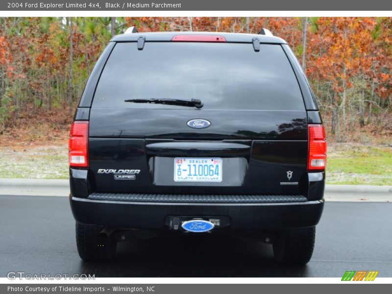 Black / Medium Parchment 2004 Ford Explorer Limited 4x4
