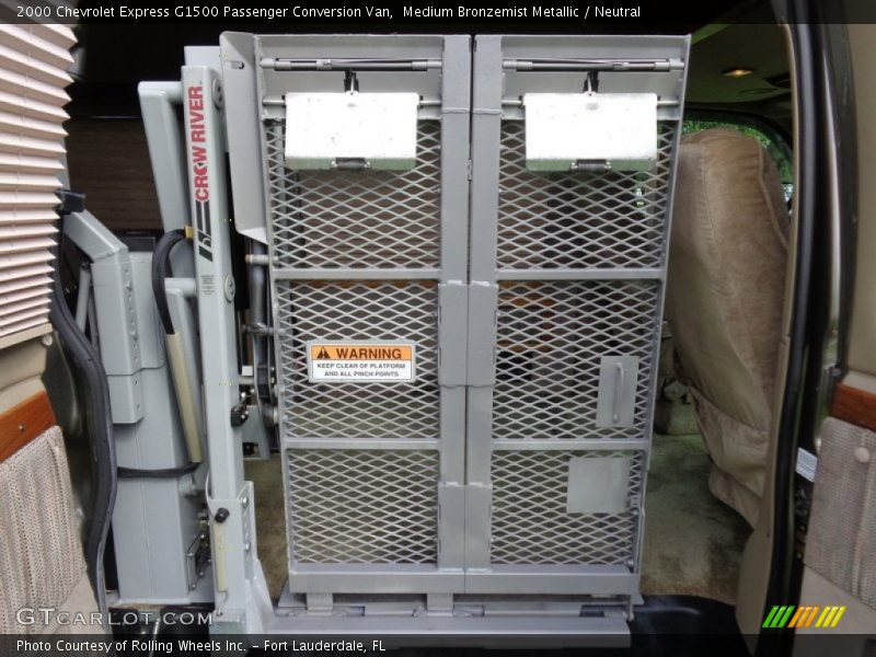 Medium Bronzemist Metallic / Neutral 2000 Chevrolet Express G1500 Passenger Conversion Van