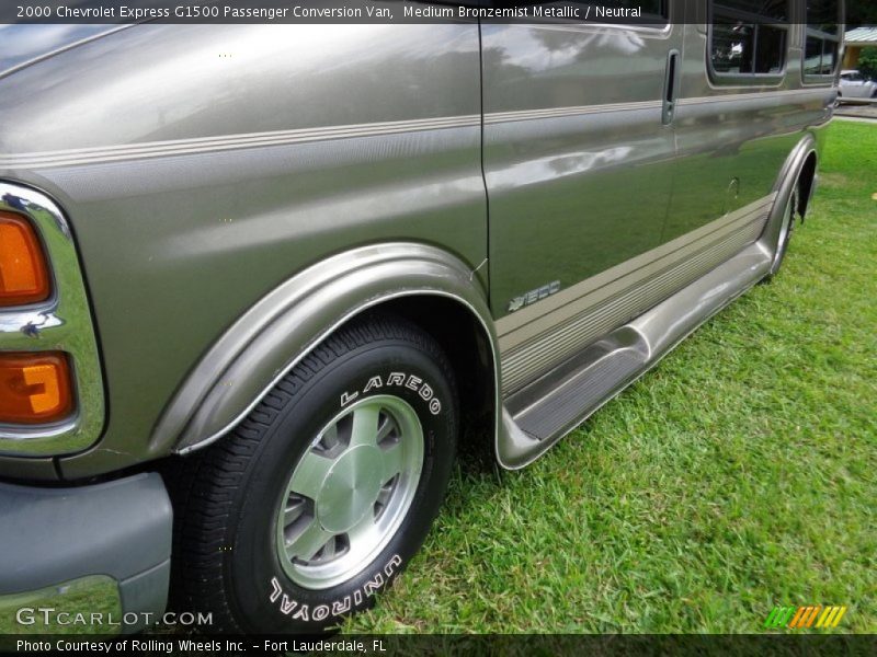 Medium Bronzemist Metallic / Neutral 2000 Chevrolet Express G1500 Passenger Conversion Van