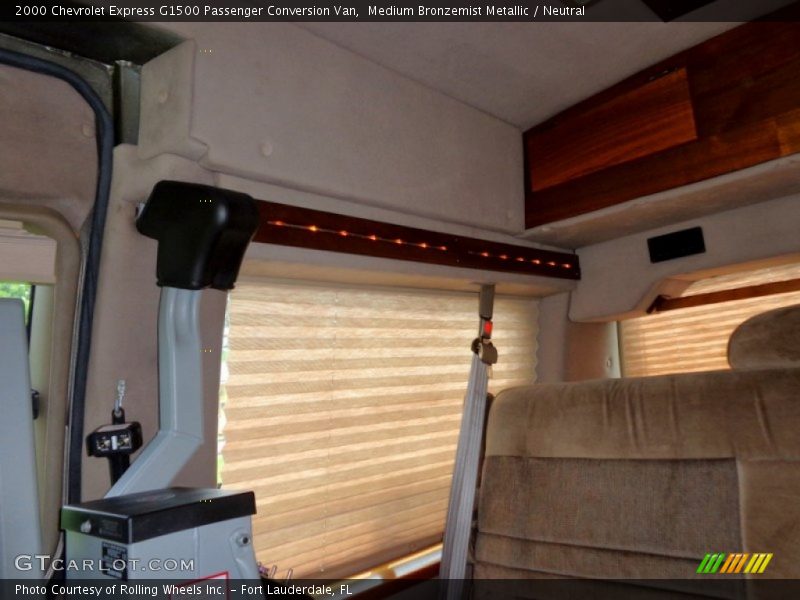 Medium Bronzemist Metallic / Neutral 2000 Chevrolet Express G1500 Passenger Conversion Van