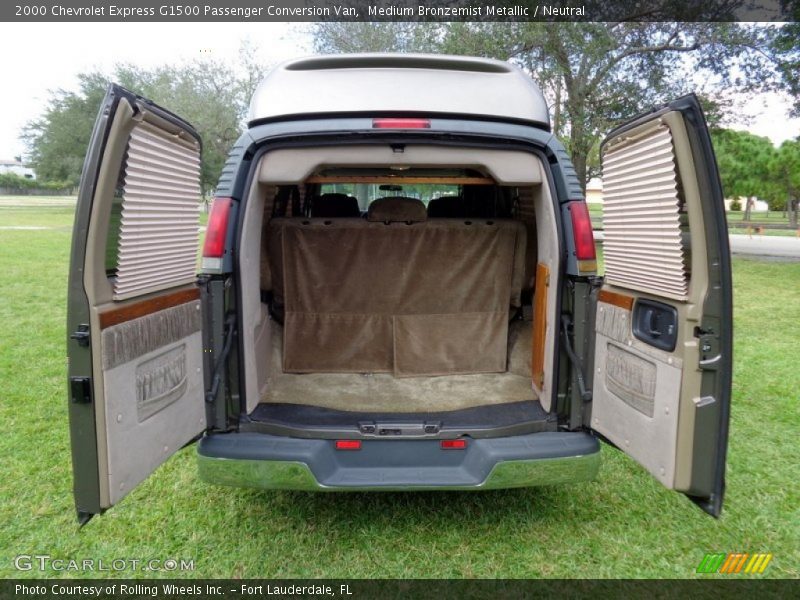 Medium Bronzemist Metallic / Neutral 2000 Chevrolet Express G1500 Passenger Conversion Van