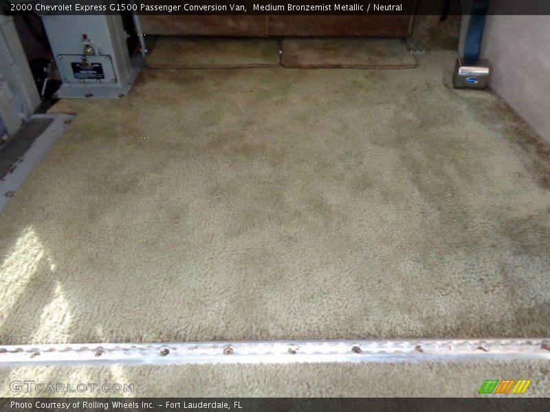 Medium Bronzemist Metallic / Neutral 2000 Chevrolet Express G1500 Passenger Conversion Van