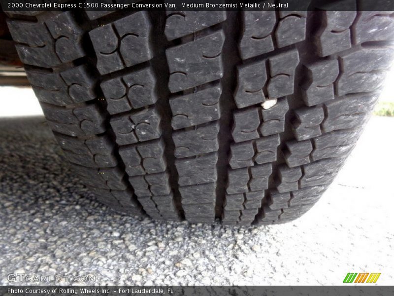 Medium Bronzemist Metallic / Neutral 2000 Chevrolet Express G1500 Passenger Conversion Van