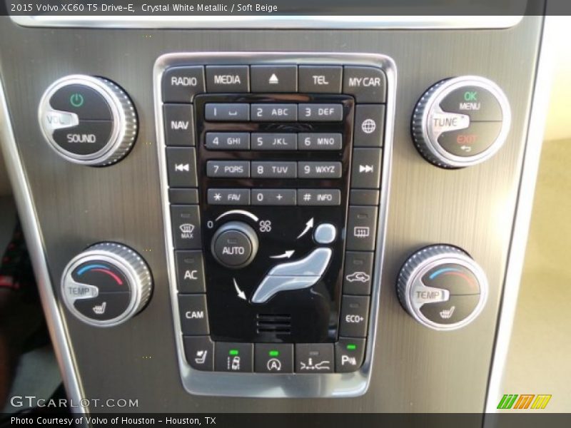 Crystal White Metallic / Soft Beige 2015 Volvo XC60 T5 Drive-E