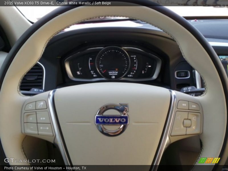 Crystal White Metallic / Soft Beige 2015 Volvo XC60 T5 Drive-E