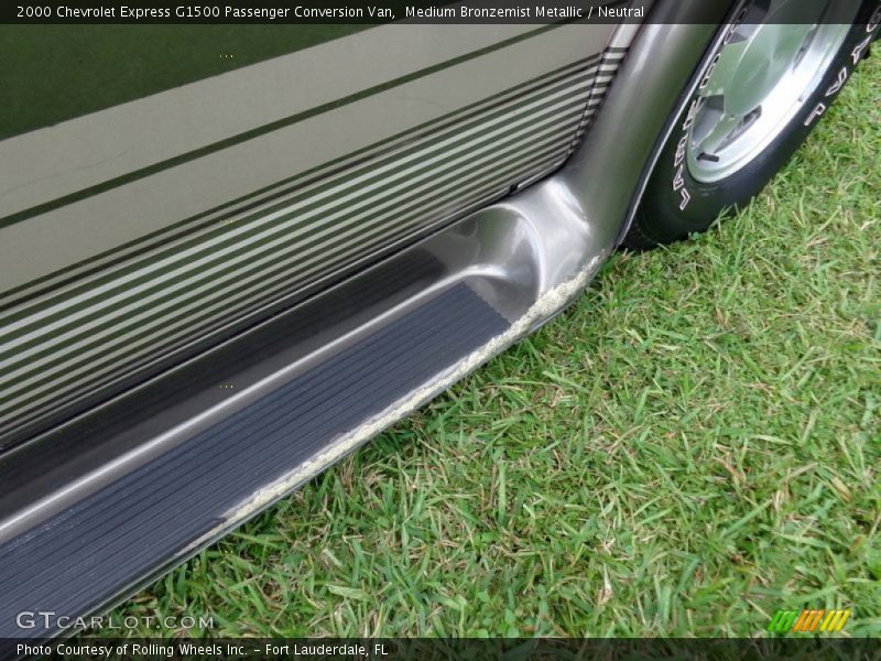 Medium Bronzemist Metallic / Neutral 2000 Chevrolet Express G1500 Passenger Conversion Van