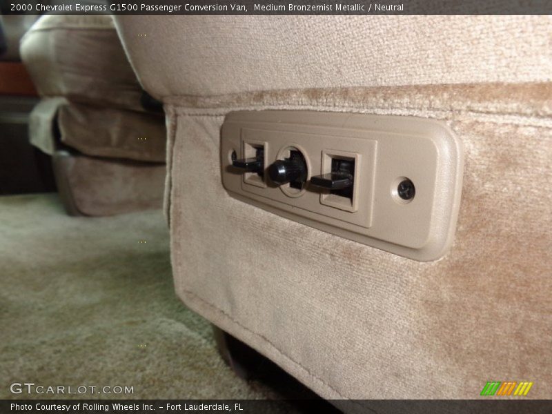 Medium Bronzemist Metallic / Neutral 2000 Chevrolet Express G1500 Passenger Conversion Van