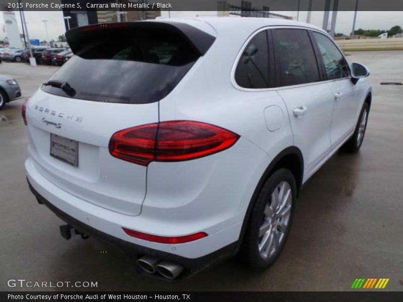 Carrara White Metallic / Black 2015 Porsche Cayenne S