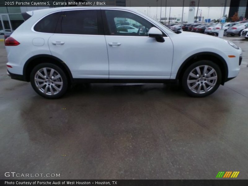 Carrara White Metallic / Black 2015 Porsche Cayenne S